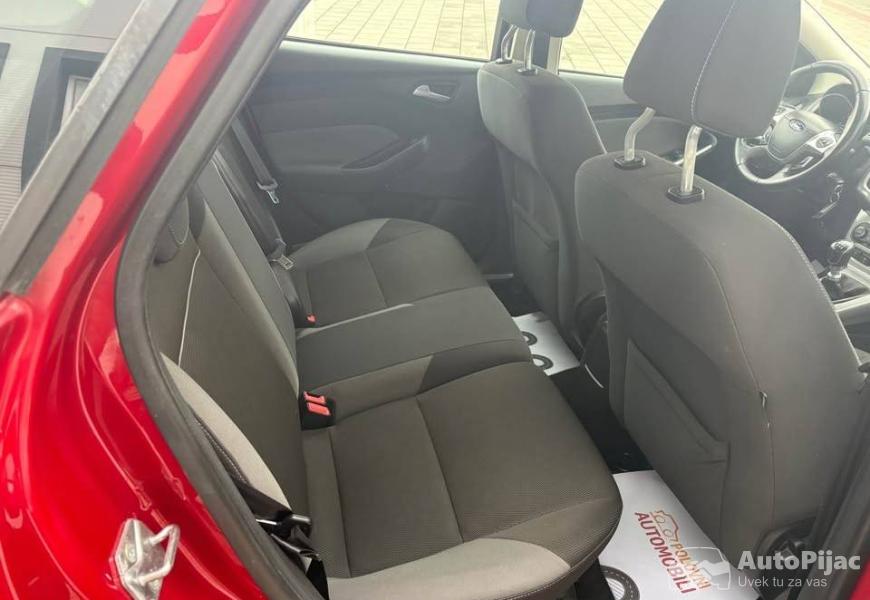 ford_fokus_2012god_16_dizel_248000_km_servisna_cel_8_polovni_automobili_autopijac.rs