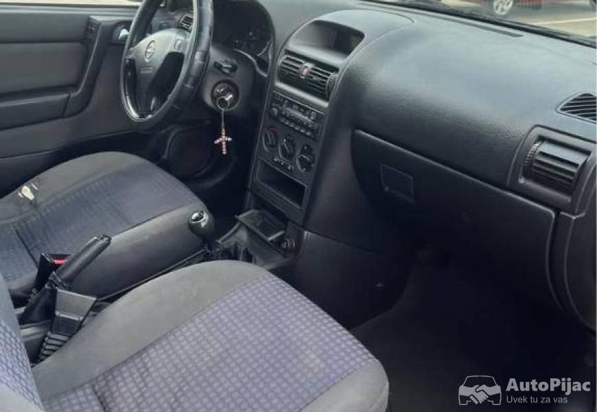 opel_astra_16_benzin_8_polovni_automobili_autopijac.rs
