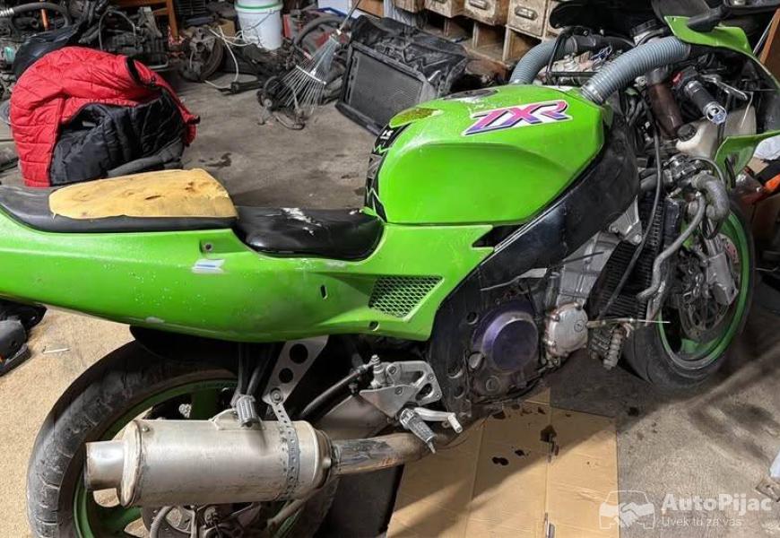 kawasaki_zxr_400_4_polovni_automobili_autopijac.rs