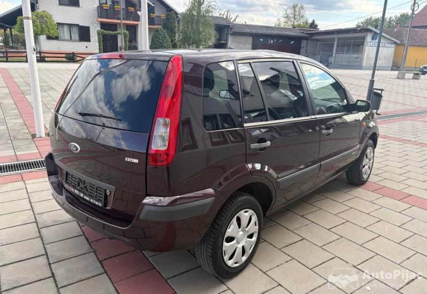 fusion_2010_god_14_dizel_130000_km_servisna_prvi_v_10_polovni_automobili_autopijac.rs