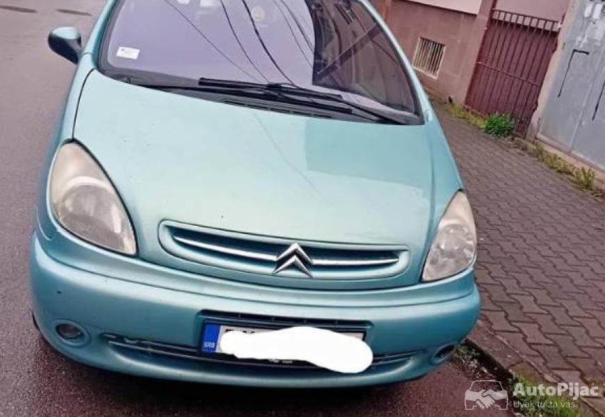 2003_citron_citroen_xsara_picasso_1_polovni_automobili_autopijac.rs