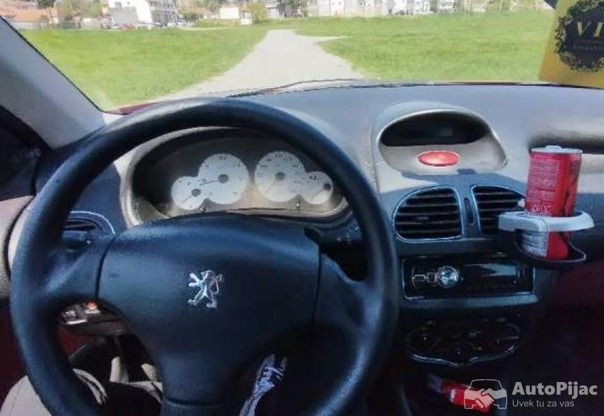 peugeot_206_14_hdi_dizel_registrovan_do_112026_odl_10_polovni_automobili_autopijac.rs