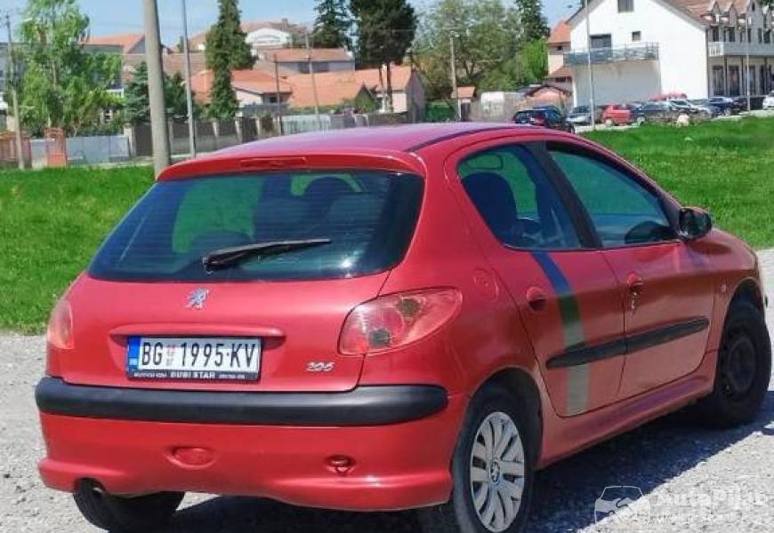 peugeot_206_14_hdi_dizel_registrovan_do_112026_odl_5_polovni_automobili_autopijac.rs