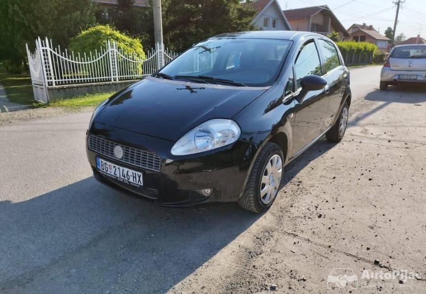 2009_fiat_grande_punto_14_benz_metan_2_polovni_automobili_autopijac.rs