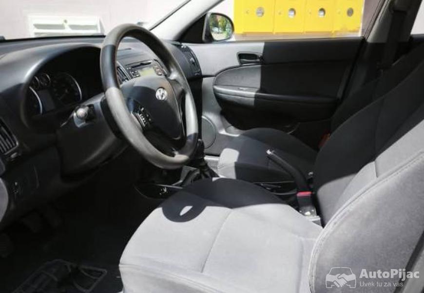 2008_hyundai_i30_9_polovni_automobili_autopijac.rs