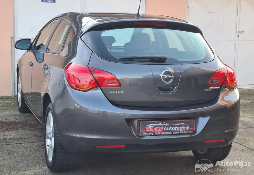 2012_opel_astra_17cdti_prvi_vlasnik_4_polovni_automobili_autopijac.rs
