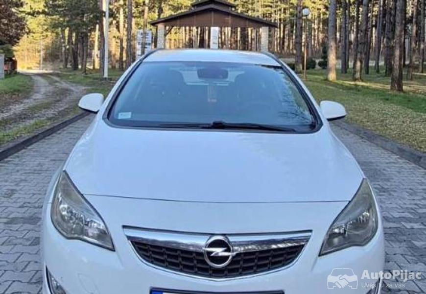 opel_astra_j_1_polovni_automobili_autopijac.rs