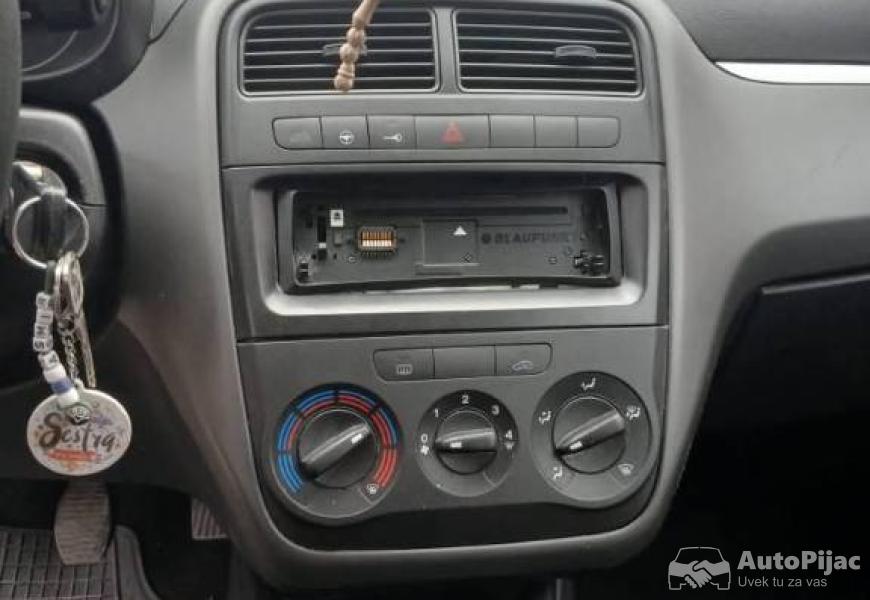 fijat_punto_12_benz_2007_god_11_polovni_automobili_autopijac.rs