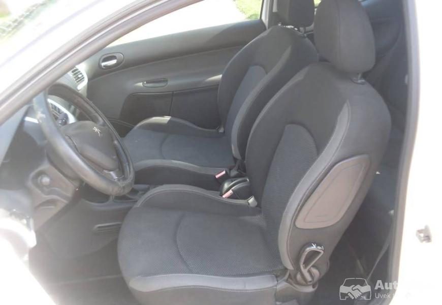 2011_peugeot_206_8_polovni_automobili_autopijac.rs