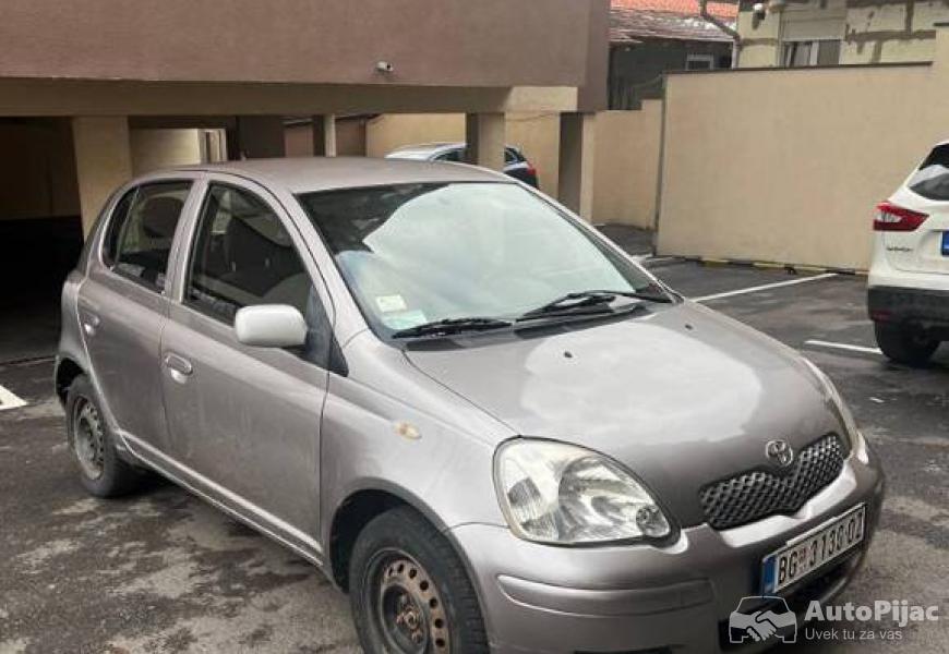 toyota_yaris_14d_2004god_2_polovni_automobili_autopijac.rs