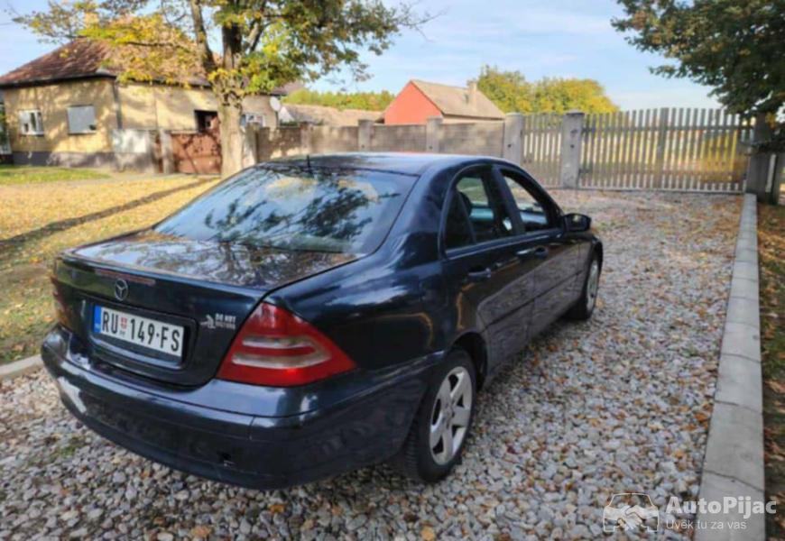 mecka_c200_10_polovni_automobili_autopijac.rs