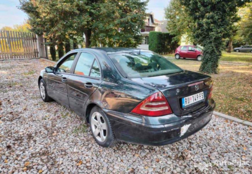 mecka_c200_11_polovni_automobili_autopijac.rs