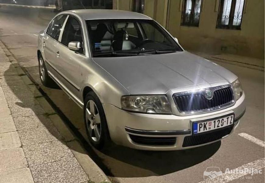 skoda_superb_25v6_1_polovni_automobili_autopijac.rs