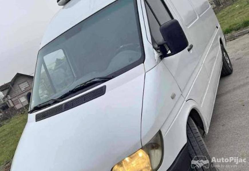 pezo_bokser_1_polovni_automobili_autopijac.rs
