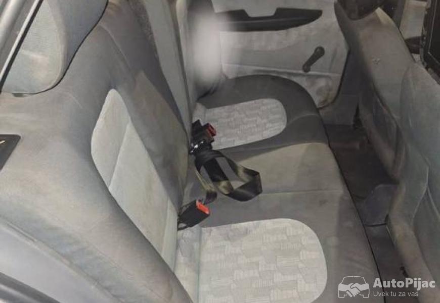 skoda_fabia_14_benzin_7_polovni_automobili_autopijac.rs