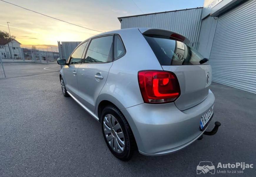 volkswagen_polo_2011_12_benzin_69konja_3_polovni_automobili_autopijac.rs