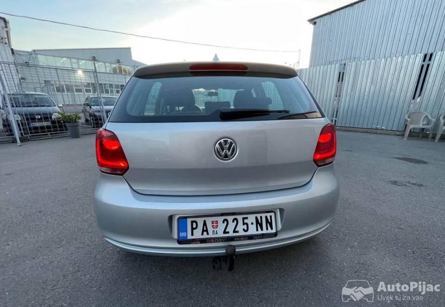 volkswagen_polo_2011_12_benzin_69konja_4_polovni_automobili_autopijac.rs