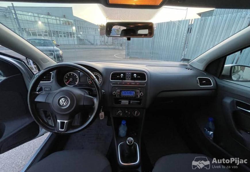 volkswagen_polo_2011_12_benzin_69konja_7_polovni_automobili_autopijac.rs