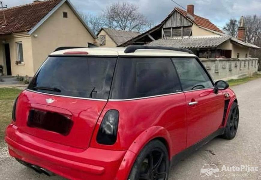 mini_cooper_2_polovni_automobili_autopijac.rs