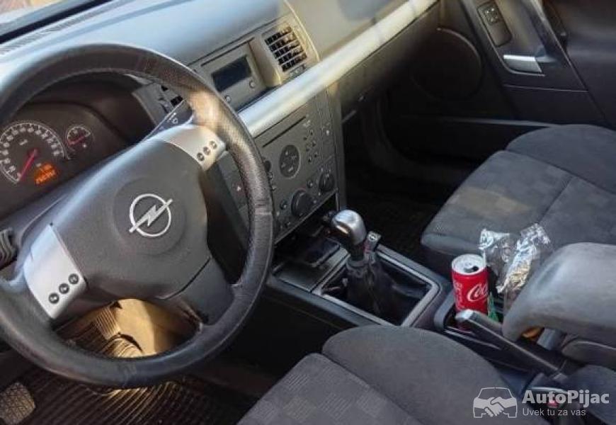 vectra_c_18_gts_2003_reg_42026_3_polovni_automobili_autopijac.rs
