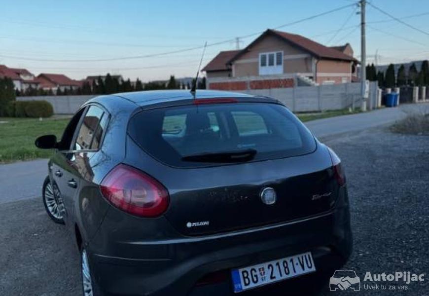 2007_fiat_bravo_16_jtd_6_polovni_automobili_autopijac.rs