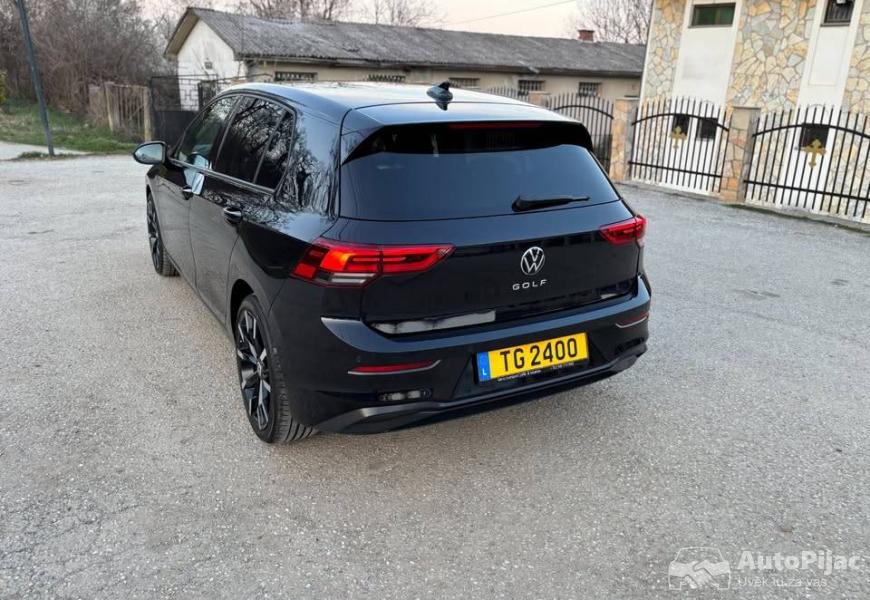 2020_volkswagen_golf_8_11_polovni_automobili_autopijac.rs