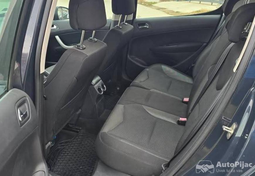 pezo_308_16hdi_2009god_perfektan_auto_15_polovni_automobili_autopijac.rs