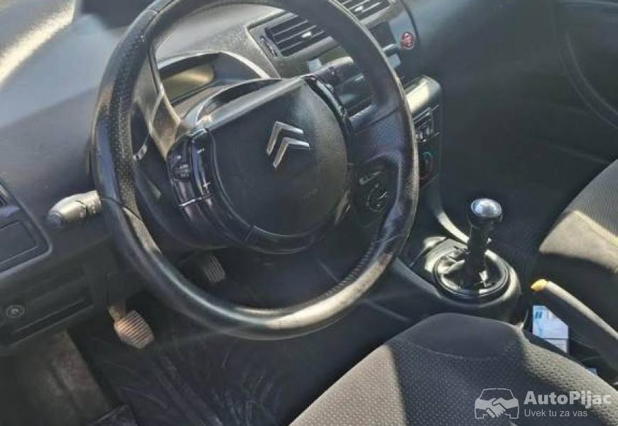 citroen_c4_14_benzingas_7_polovni_automobili_autopijac.rs