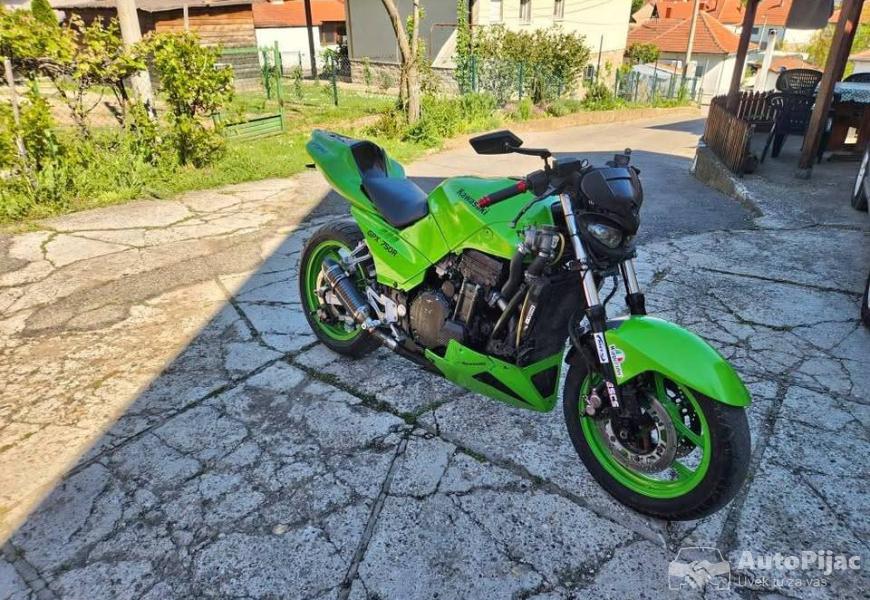 kawasaki_gpx_750r_1_polovni_automobili_autopijac.rs