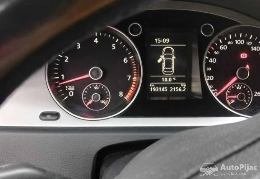 prodajem_wolcvagen_passat_b6_limuzina_metalik_siva_8_polovni_automobili_autopijac.rs
