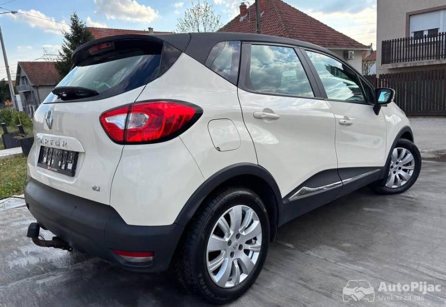 renault_captur_2014_15_dizel_3_polovni_automobili_autopijac.rs