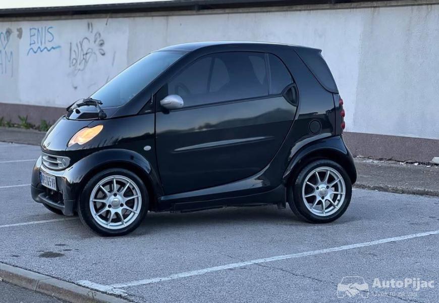 smart_800cdi_automatik_panorama_7_polovni_automobili_autopijac.rs
