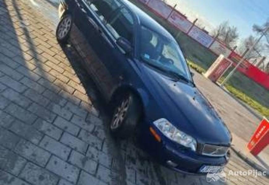 volvo_v40_19_dizelregistrovan_4_polovni_automobili_autopijac.rs