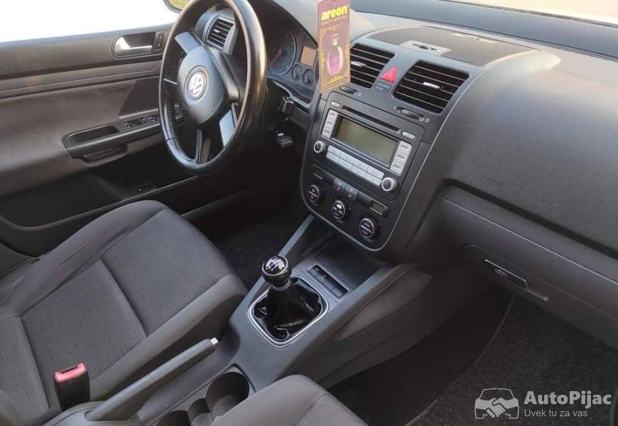 golf_5_19tdi77kv2005_god_za_delove_2_polovni_automobili_autopijac.rs