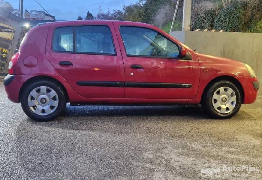 reno_clio_3_polovni_automobili_autopijac.rs