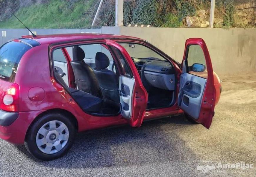 reno_clio_7_polovni_automobili_autopijac.rs