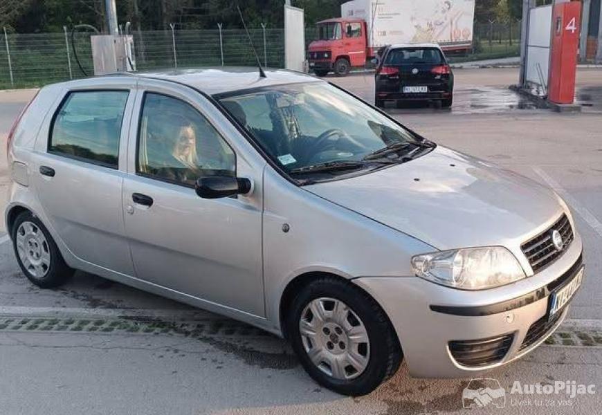 2005_fiat_punto_2_polovni_automobili_autopijac.rs