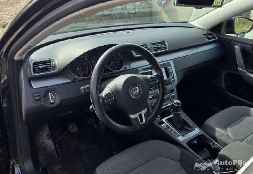 2012_volkswagen_pasat_b7_6_polovni_automobili_autopijac.rs