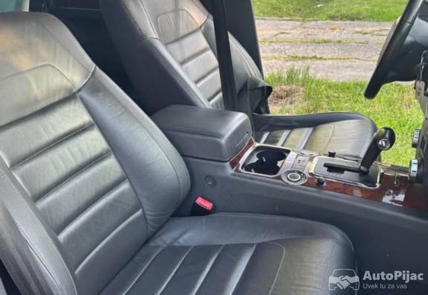 volkswagen_tuareg_30_tek_registrovan_9_polovni_automobili_autopijac.rs