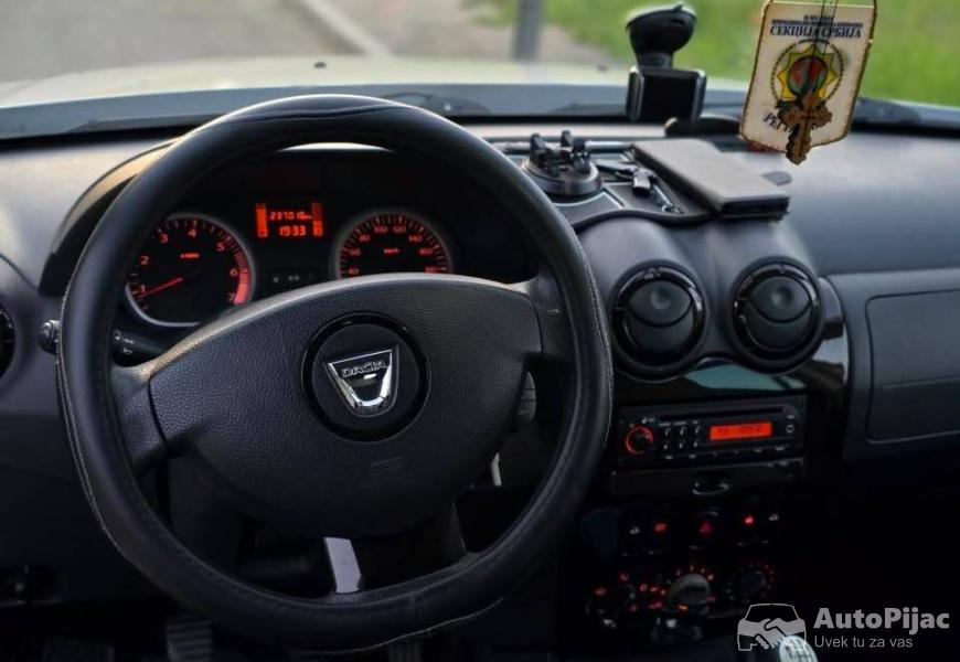 dacia_duster_15_dci_12_polovni_automobili_autopijac.rs