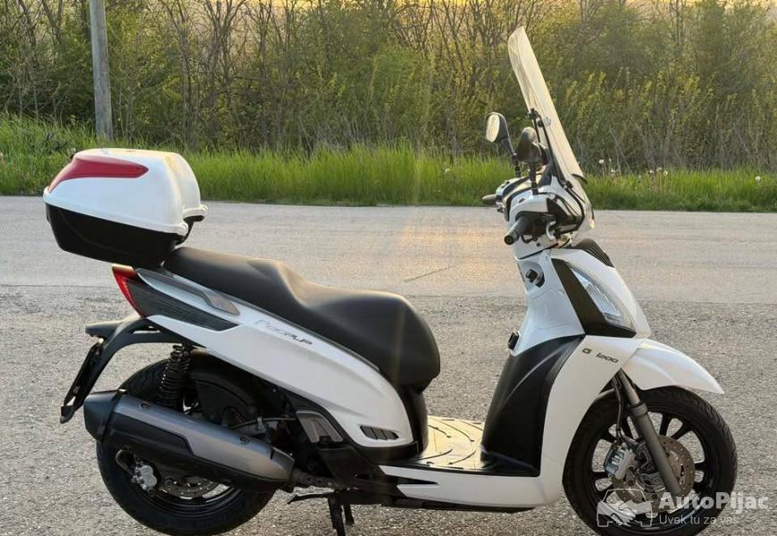 kymco_people_gti_200_perfektan_6_polovni_automobili_autopijac.rs