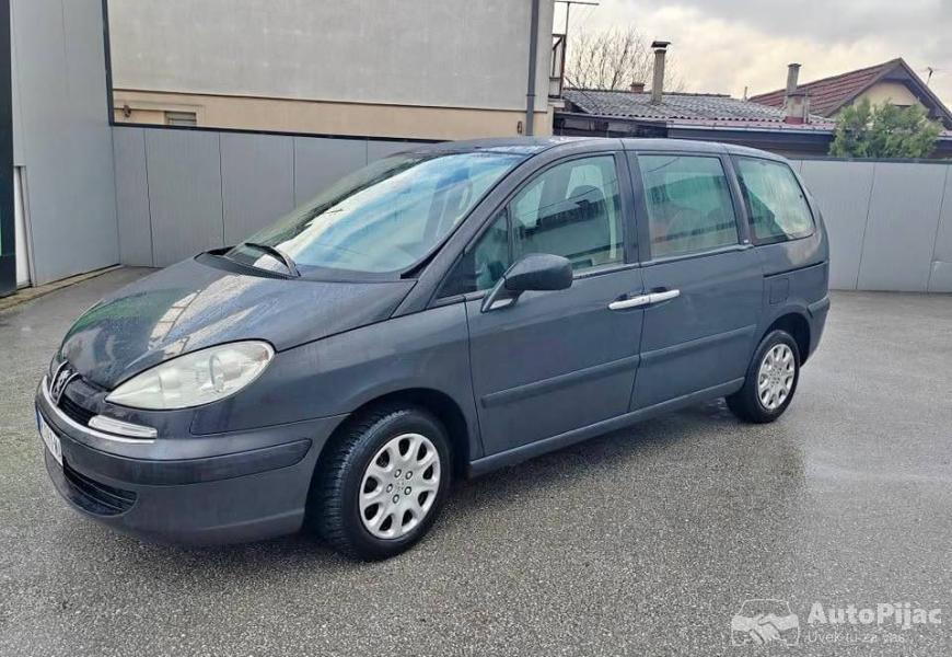 pezo_807_1_polovni_automobili_autopijac.rs