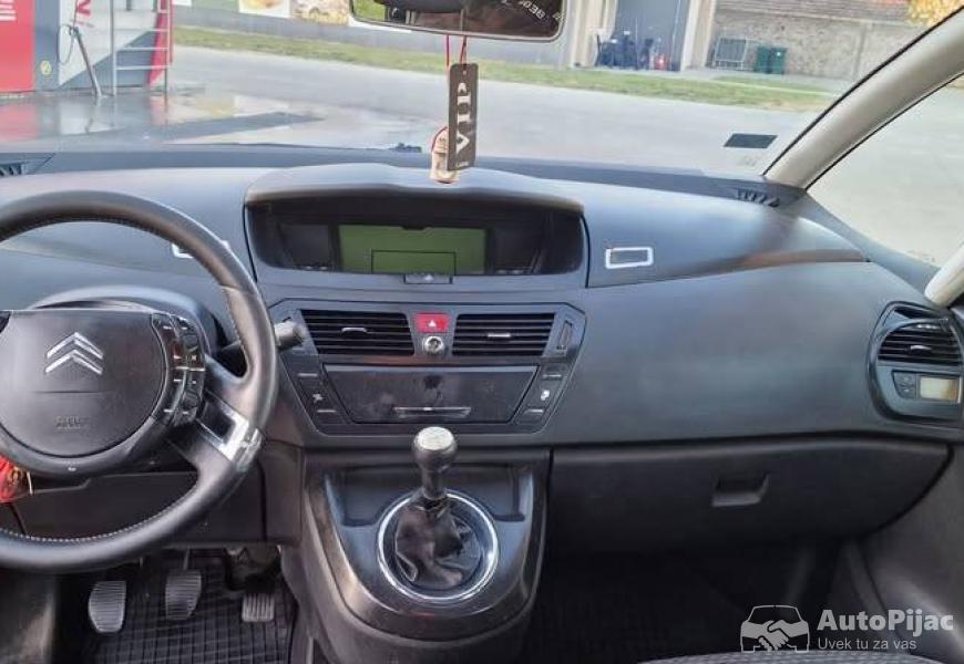 citroen_c4_pikaso_2009god_16_dizel_registovan_godi_7_polovni_automobili_autopijac.rs
