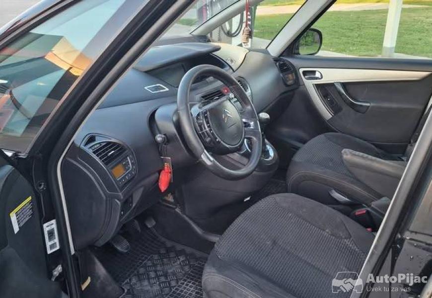 citroen_c4_pikaso_2009god_16_dizel_registovan_godi_8_polovni_automobili_autopijac.rs