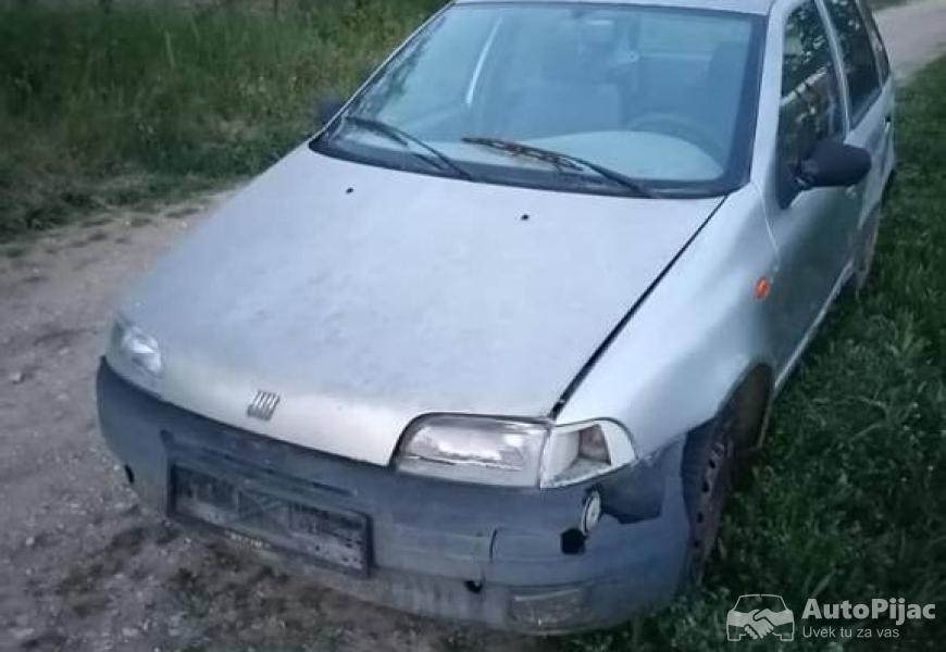 punto_17_td_delovi_ili_ceo_10_polovni_automobili_autopijac.rs