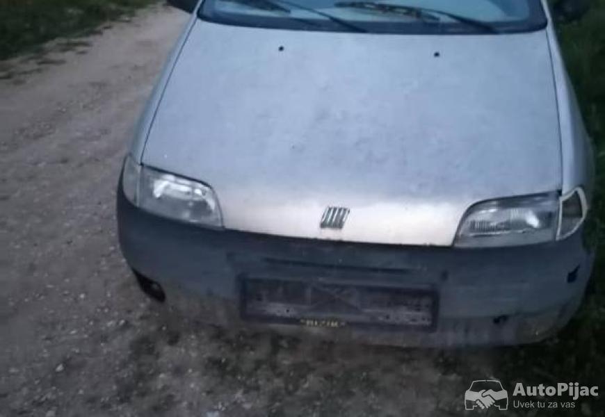 punto_17_td_delovi_ili_ceo_8_polovni_automobili_autopijac.rs