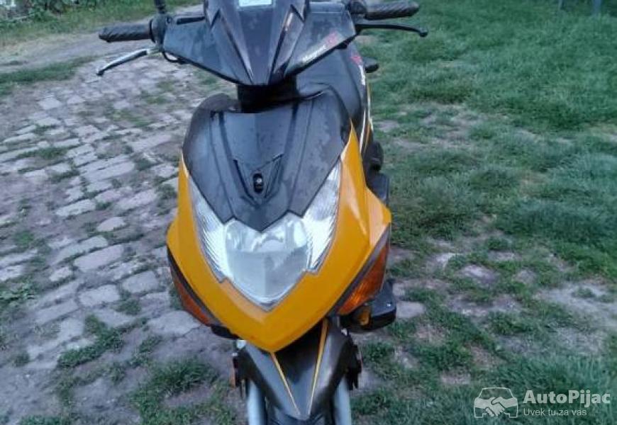 skuter_2011g_4_taktni_reg_32027_3_polovni_automobili_autopijac.rs