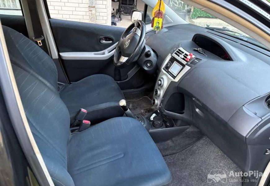 na_prodaju_toyota_9_polovni_automobili_autopijac.rs