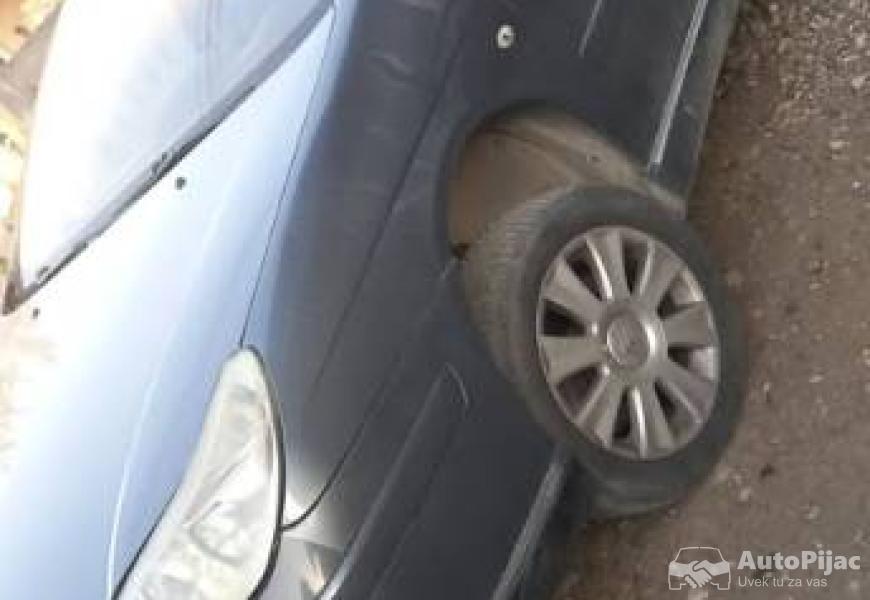 citroen_c5_20_hdi_7_polovni_automobili_autopijac.rs