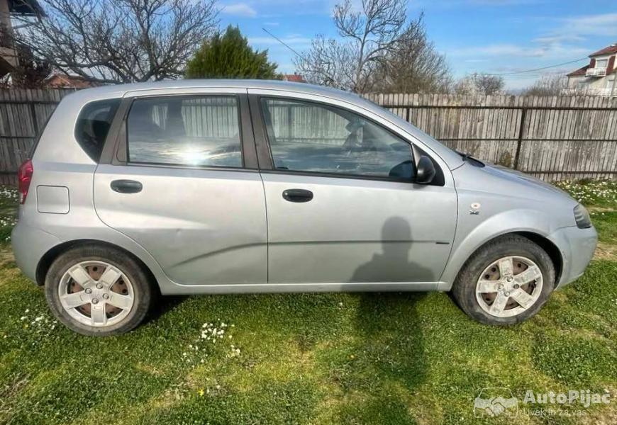 chevrolet_kalos_3_polovni_automobili_autopijac.rs